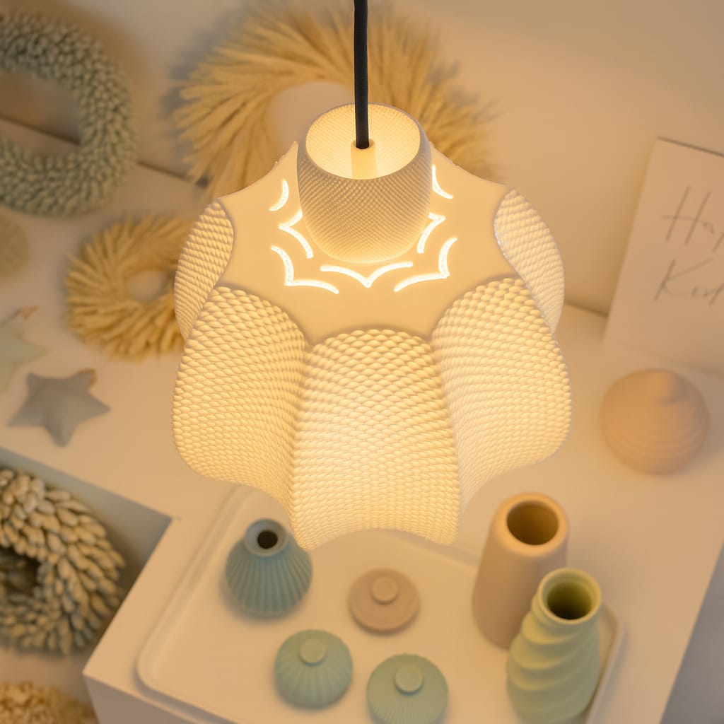 Aurora Veil – Lámpara Contemporánea con Luz Ambiental