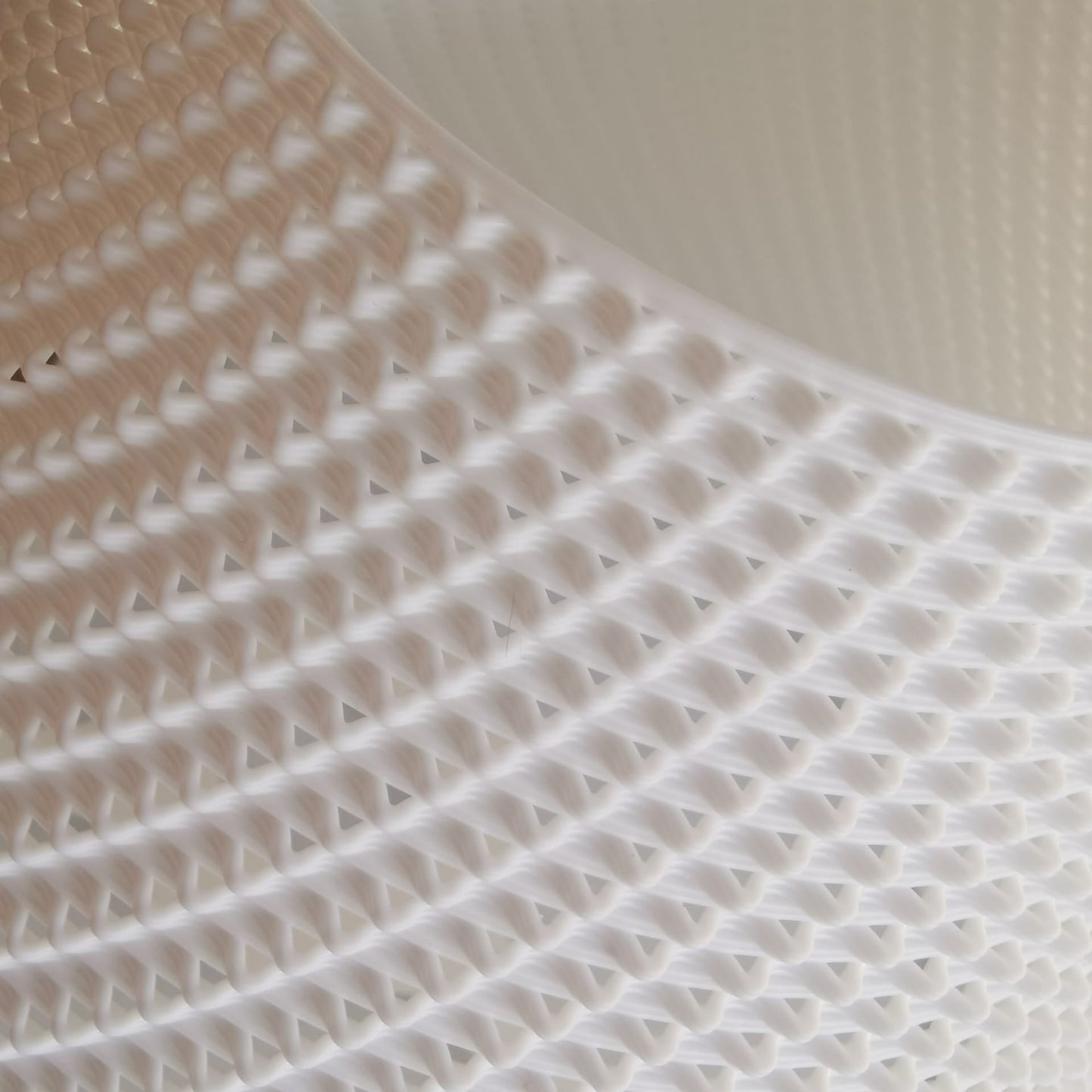 Aurora Weave Portable – Lámpara Escultural Portátil