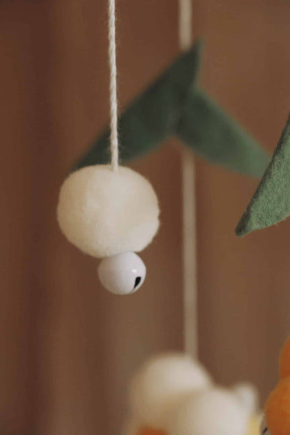 Handmade Yellow Bees baby mobile-4